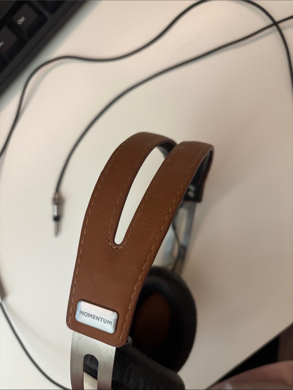 Sennheiser Over-Ear Wired Headphones in Cream and Black with Brown Headband Trim - Picture 3 of 3